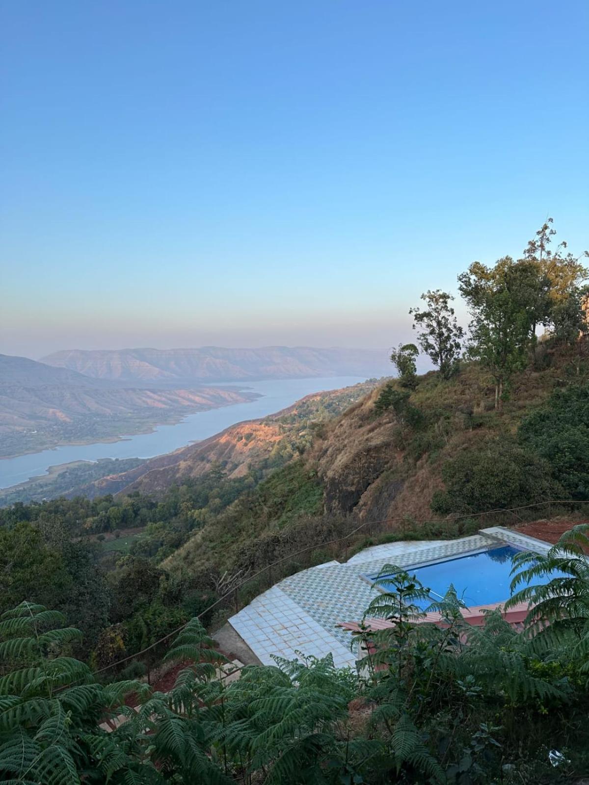 Krishna Valley Resort Mahābaleshwar Buitenkant foto