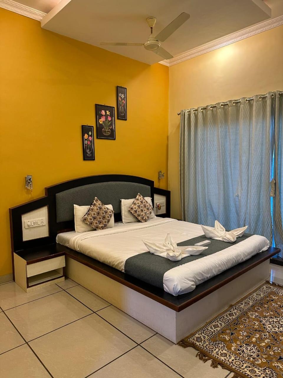 Krishna Valley Resort Mahābaleshwar Buitenkant foto